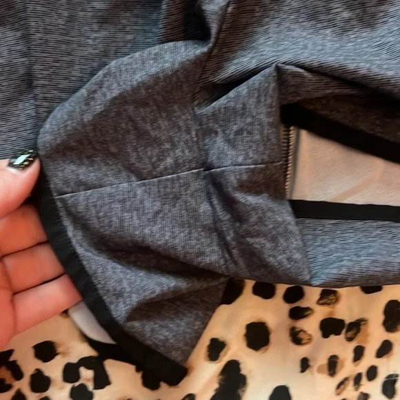 Pink brand workout shorts large - Picture 7 of 12